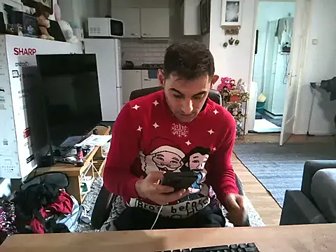 Snapshot of mihaimichael chatting on November 7, 2025, 12:31 pm mihaimichael online show from November 7, 2025, 12:31 pm