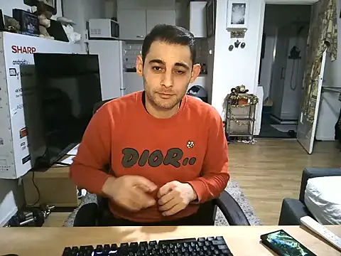 Snapshot of mihaimichael chatting on November 25, 2025, 11:59 pm mihaimichael online show from November 25, 2025, 11:59 pm