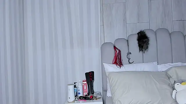 Snapshot of mileyerikson chatting on September 25, 2025, 1:00 am mileyerikson online show from September 25, 2025, 1:00 am