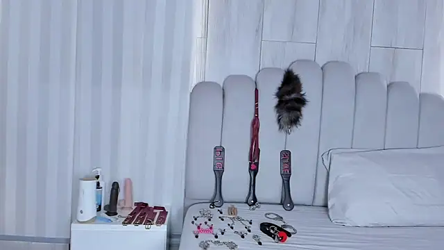 Snapshot of mileyerikson chatting on October 27, 2025, 9:16 pm mileyerikson online show from October 27, 2025, 9:16 pm