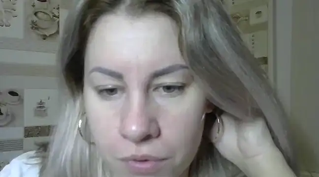 Snapshot of TherestlessKitty chatting on January 13, 2025, 7:00 am TherestlessKitty online show from January 13, 2025, 7:00 am