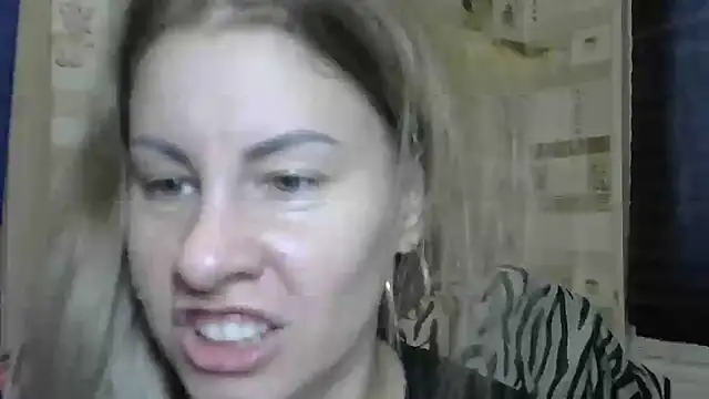 Snapshot of TherestlessKitty chatting on October 2, 2025, 10:29 am TherestlessKitty online show from October 2, 2025, 10:29 am