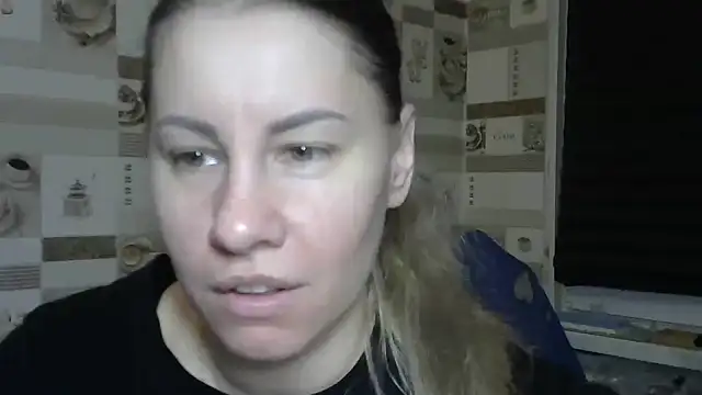 TherestlessKitty online show from January 15, 2026, 12:25 am