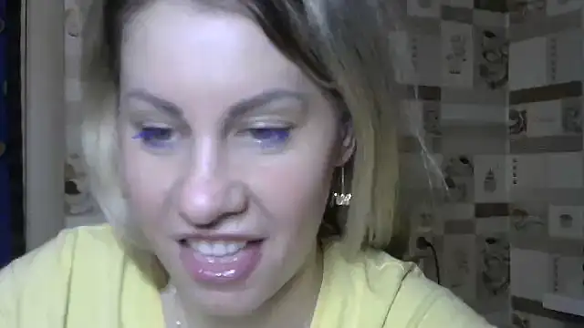 Snapshot of TherestlessKitty chatting on March 8, 2025, 11:05 am TherestlessKitty online show from March 8, 2025, 11:05 am