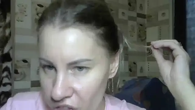 Snapshot of TherestlessKitty chatting on October 9, 2025, 10:27 am TherestlessKitty online show from October 9, 2025, 10:27 am