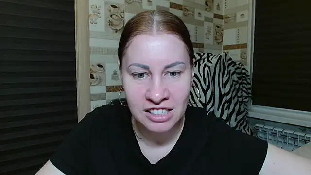Snapshot of TherestlessKitty chatting on June 27, 2026, 10:16 pm TherestlessKitty online show from June 27, 2026, 10:16 pm