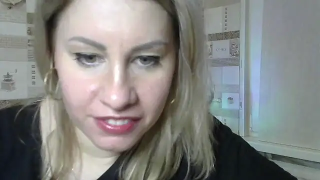 Snapshot of TherestlessKitty chatting on January 4, 2025, 9:21 am TherestlessKitty online show from January 4, 2025, 9:21 am