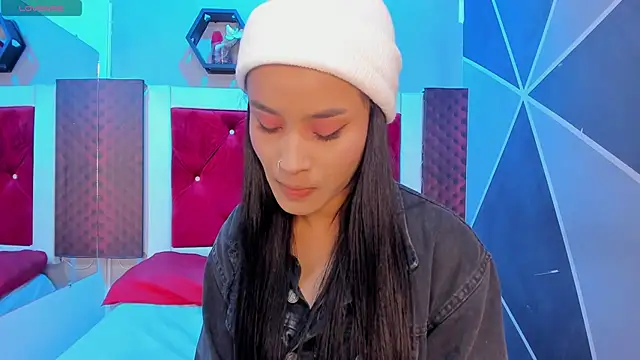 Snapshot of Karoll014 chatting on September 12, 2025, 11:21 am Karoll014 online show from September 12, 2025, 11:21 am