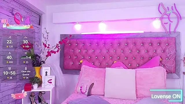 Tayzon Foxxx online show from September 9, 2025, 12:47 pm