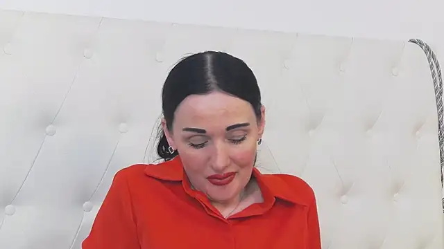 AlinaOnly online show from March 8, 2025, 5:11 pm