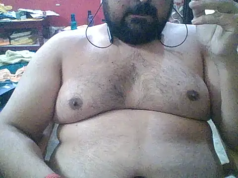 ARYANAVAILABLE online show from November 27, 2025, 10:21 pm