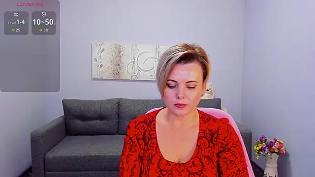 Snapshot of Julia_Wilsone chatting on November 6, 2025, 6:50 am Julia Wilsone online show from November 6, 2025, 6:50 am