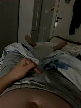 Erenn34 online show from September 11, 2025, 12:43 am