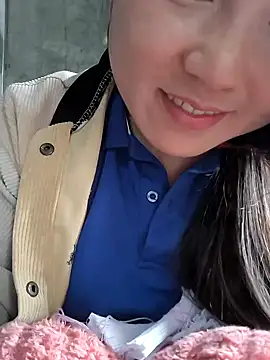 Snapshot of Sweetlove_77 chatting on February 26, 2025, 4:52 am Sweetlove 77 online show from February 26, 2025, 4:52 am