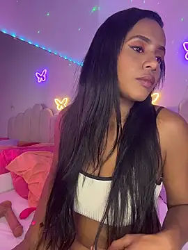 Snapshot of AlisonHoot69 chatting on May 18, 2026, 4:51 am AlisonHoot69 online show from May 18, 2026, 4:51 am