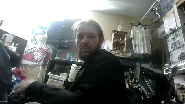 Snapshot of Pay2play1 chatting on December 21, 2024, 3:36 am Pay2play1 online show from December 21, 2024, 3:36 am