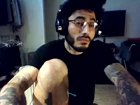 Snapshot of tengocanicas chatting on February 14, 2025, 10:06 am tengocanicas online show from February 14, 2025, 10:06 am