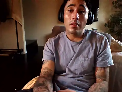 Snapshot of tengocanicas chatting on October 17, 2025, 12:47 am tengocanicas online show from October 17, 2025, 12:47 am