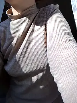 Snapshot of Gussie_Bridie chatting on November 26, 2025, 8:36 am Gussie Bridie online show from November 26, 2025, 8:36 am