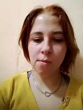 Snapshot of Gussie_Bridie chatting on October 26, 2025, 5:19 am Gussie Bridie online show from October 26, 2025, 5:19 am