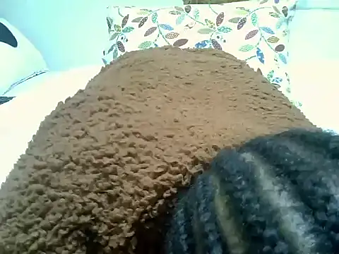 Snapshot of jeyberrie chatting on December 15, 2025, 10:32 am jeyberrie online show from December 15, 2025, 10:32 am