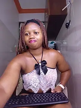 squirtydol001 online show from July 1, 2026, 4:24 am
