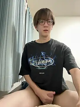 Snapshot of yuuuuma578 chatting on September 13, 2025, 5:02 pm yuuuuma578 online show from September 13, 2025, 5:02 pm