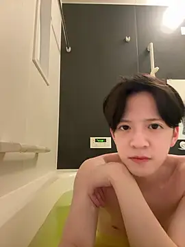 Snapshot of yuuuuma578 chatting on November 22, 2025, 2:05 pm yuuuuma578 online show from November 22, 2025, 2:05 pm