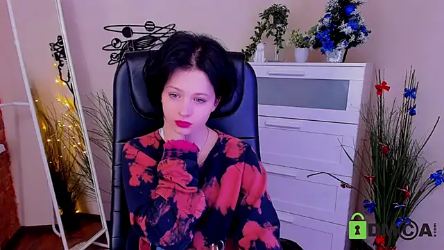 Snapshot of Alina_Mills chatting on December 30, 2024, 10:32 am Alina Mills online show from December 30, 2024, 10:32 am