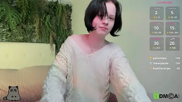 Snapshot of Alina_Mills chatting on January 31, 2025, 6:57 pm Alina Mills online show from January 31, 2025, 6:57 pm