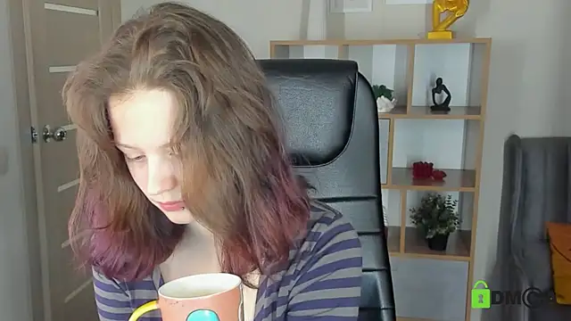 Snapshot of Alina_Mills chatting on May 16, 2026, 10:36 am Alina Mills online show from May 16, 2026, 10:36 am