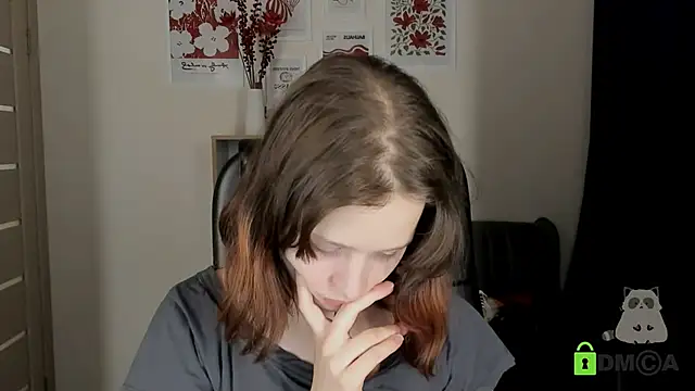 Alina Mills online show from November 28, 2025, 8:03 am