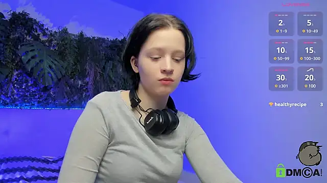 Snapshot of Alina_Mills chatting on February 7, 2025, 3:52 pm Alina Mills online show from February 7, 2025, 3:52 pm