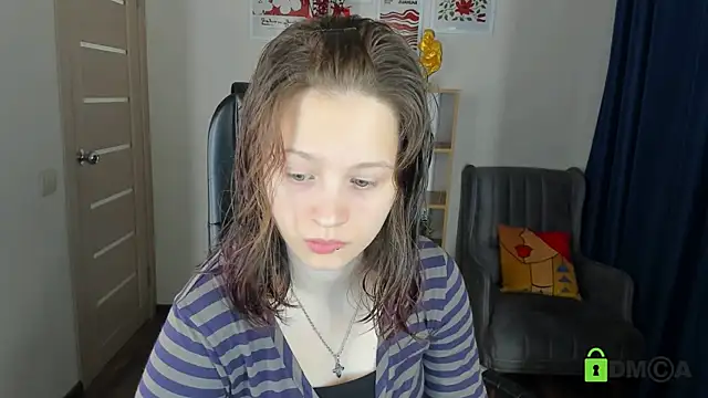 Snapshot of Alina_Mills chatting on May 16, 2026, 6:45 am Alina Mills online show from May 16, 2026, 6:45 am