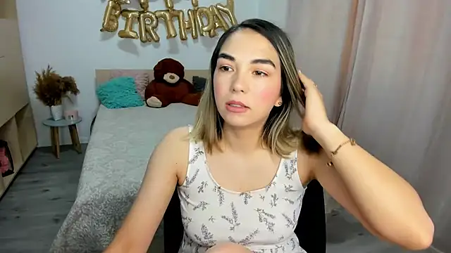 Alexa Dolly12 online show from July 15, 2026, 8:32 am