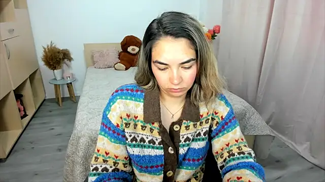 Snapshot of Alexa_Dolly12 chatting on June 2, 2026, 5:29 am Alexa Dolly12 online show from June 2, 2026, 5:29 am