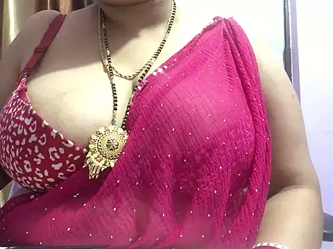 Snapshot of Desi_bhabhiii chatting on February 21, 2025, 9:02 am Desi bhabhiii online show from February 21, 2025, 9:02 am