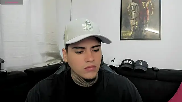 Snapshot of mad_maxxx2 chatting on October 23, 2025, 12:04 pm mad maxxx2 online show from October 23, 2025, 12:04 pm