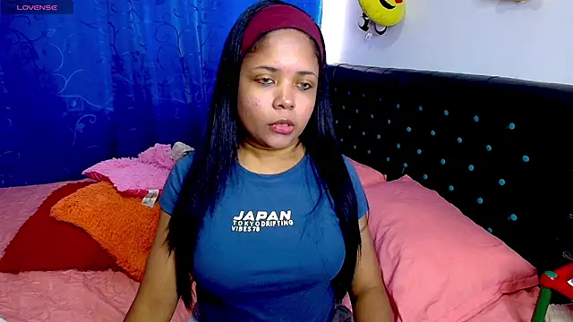 Melikasweetz online show from April 18, 2026, 5:26 pm