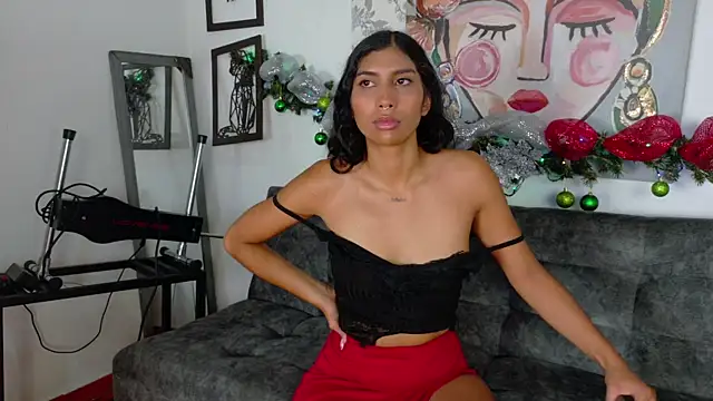 Snapshot of taty_miller chatting on December 17, 2025, 8:14 pm taty miller online show from December 17, 2025, 8:14 pm