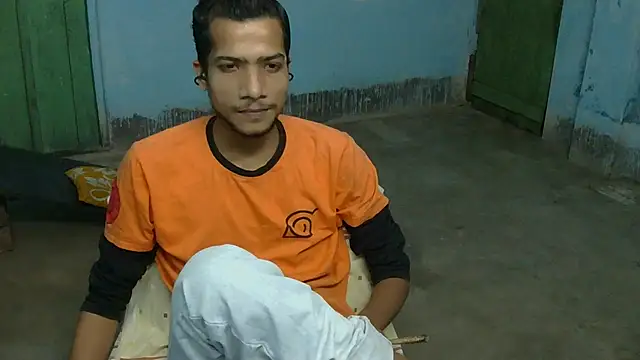 Snapshot of Alex_Suman25 chatting on November 8, 2025, 3:59 pm Alex Suman25 online show from November 8, 2025, 3:59 pm