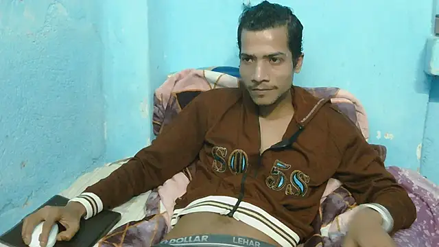 Snapshot of Alex_Suman25 chatting on December 2, 2025, 5:58 pm Alex Suman25 online show from December 2, 2025, 5:58 pm