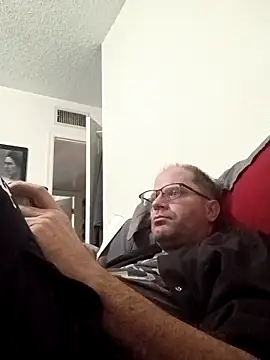 crazycam619 online show from February 8, 2026, 10:07 pm