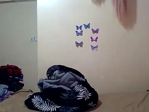 Zara Twilight online show from March 14, 2025, 7:01 pm