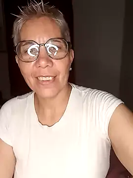 Snapshot of luz_bella chatting on January 10, 2025, 2:46 am luz bella online show from January 10, 2025, 2:46 am