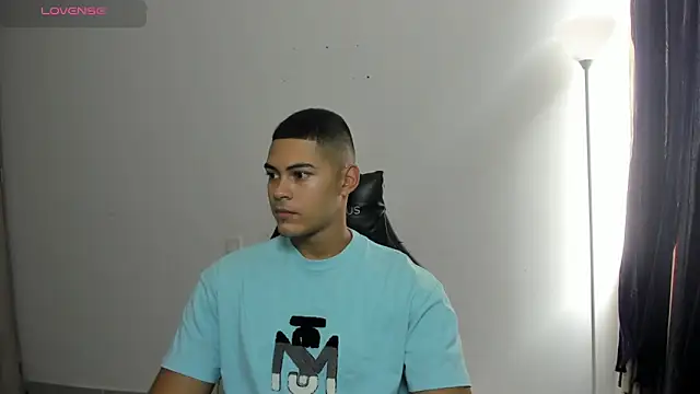 Snapshot of Iamdylan777 chatting on February 25, 2026, 1:00 pm Iamdylan777 online show from February 25, 2026, 1:00 pm