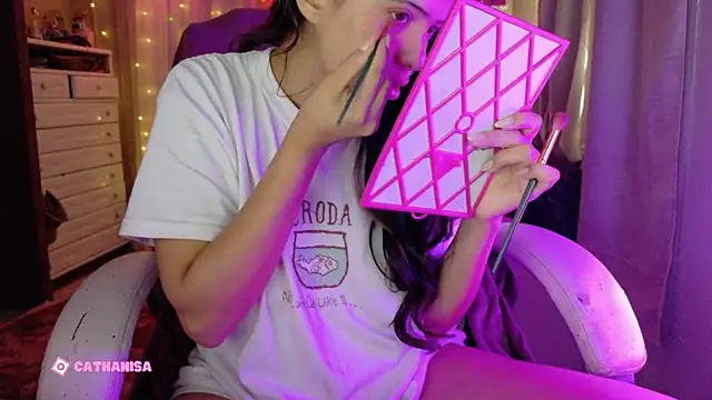 AllisonCatUwU online show from October 24, 2025, 3:55 pm