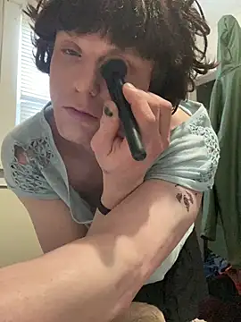 Snapshot of sum1betterthanmost chatting on March 3, 2025, 6:24 pm sum1betterthanmost online show from March 3, 2025, 6:24 pm