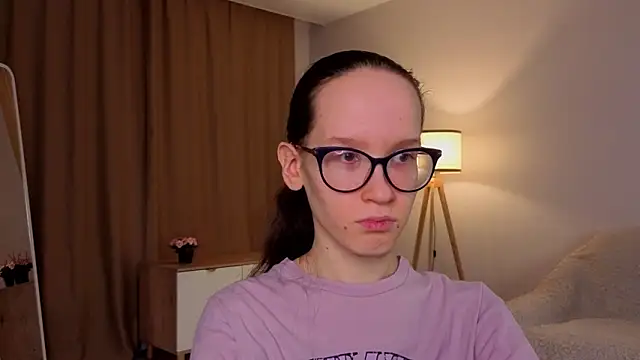 BettyBrowni online show from March 14, 2026, 4:13 pm