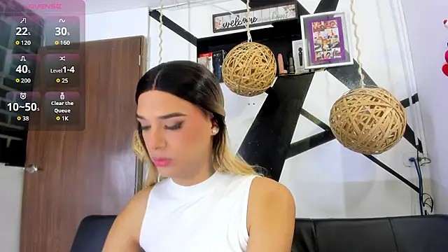 Snapshot of victoria_aleia_ chatting on October 22, 2025, 9:46 pm victoria aleia online show from October 22, 2025, 9:46 pm